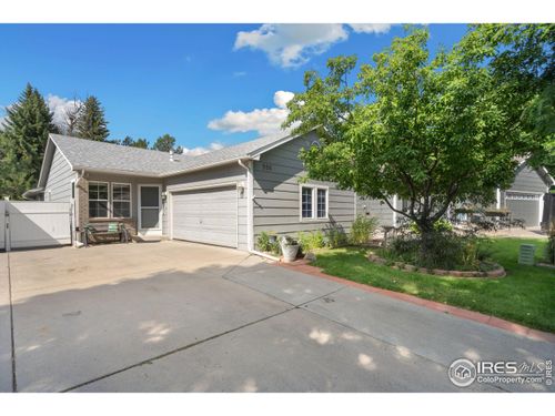 955 Winona Cir, Loveland, CO, 80537 | Card Image