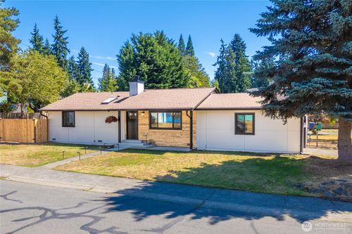 1721 Sw 348th St, Federal Way, WA, 98023-3106 | Card Image