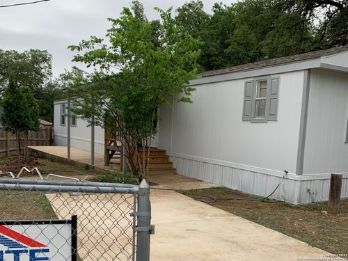 25211 Aue Rd, San Antonio, TX, 78257-1455 | Card Image