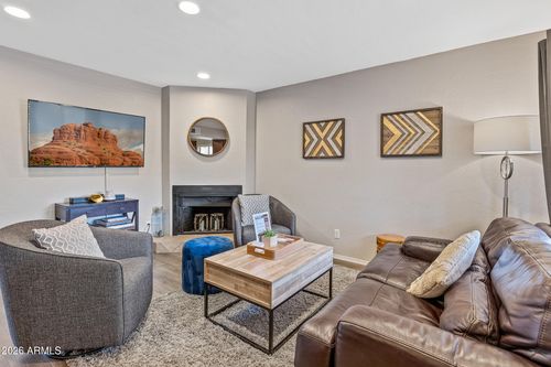 204-95 E Cortez Dr, Sedona, AZ, 86351-9112 | Card Image