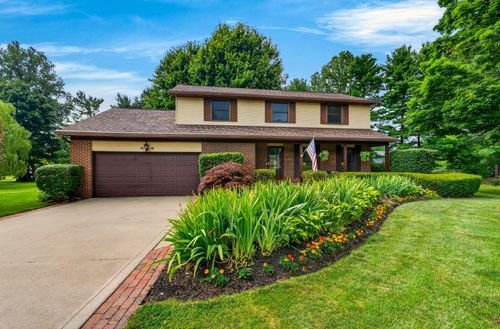 8757 Stoneyway Ct, Pickerington, OH, 43147-9718 | Card Image