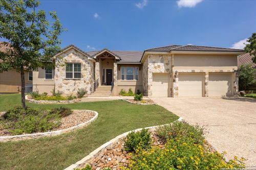 29026 Tivoli Way, Boerne, TX, 78015-4998 | Card Image