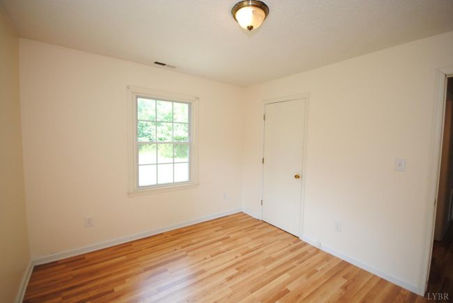 1114 Golden Leaf Rd, House other with 3 bedrooms, 2 bathrooms and null parking in Nathalie VA | Image 21