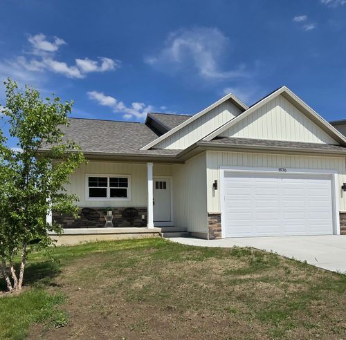 1976 Aspen Valley Ln, Ionia, MI, 48846-2084 | Card Image