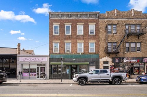 7317 Broadway, North Bergen, NJ, 07047-5738 | Card Image