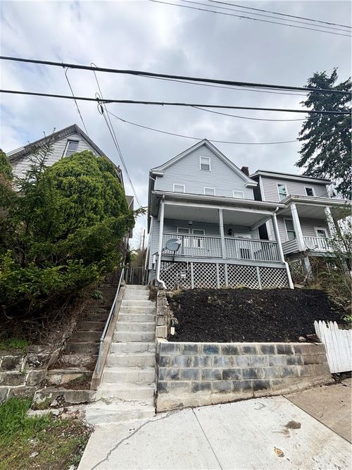 527 Stokes Ave, Braddock, PA, 15104-2248 | Card Image