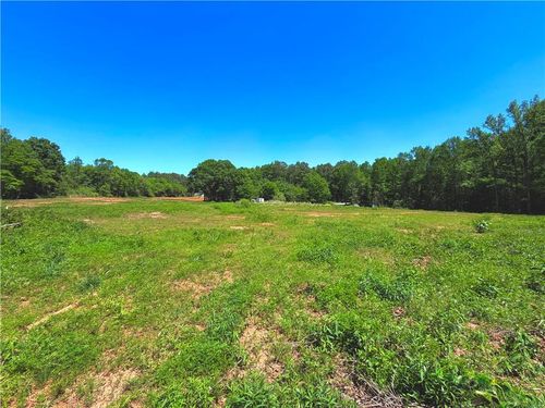 67 Franklin Way, Royston, GA, 30662-3256 | Card Image