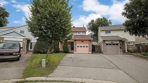 18 Wabash Crt, Brampton, ON, L6Z1G8 | Card Image