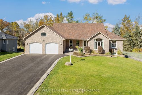 41 Paddy Dunn'S Cir, Springwater, ON, L9X0T2 | Card Image