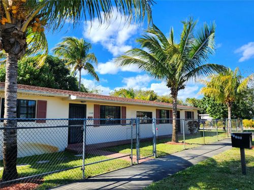 11120-11120 Nw 6th Ave, Miami Shores, FL, 33168-3312 | Card Image