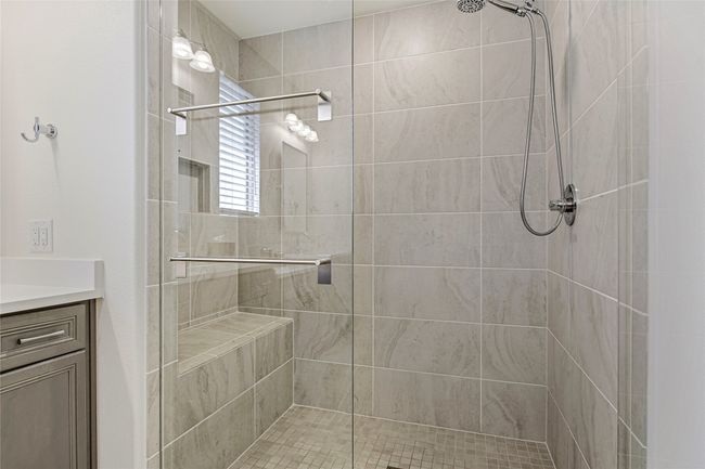 10020 Crestview Dr, House other with 2 bedrooms, 3 bathrooms and null parking in Denton TX | Image 31