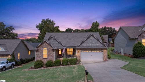 846 Affirmed Dr, Boiling Springs, SC, 29316-8003 | Card Image