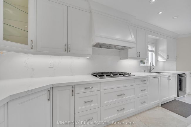 58 Leeward Dr, House other with 6 bedrooms, 5 bathrooms and 5 parking in Brampton ON | Image 23