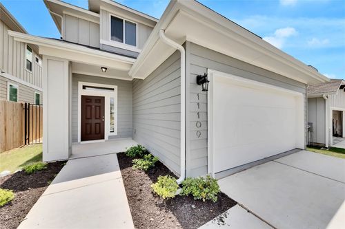 11109 Sentinel Dr, Austin, TX, 78747-2836 | Card Image
