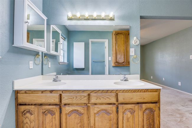 715 Mockingbird St, House other with 3 bedrooms, 2 bathrooms and null parking in Bonham TX | Image 20