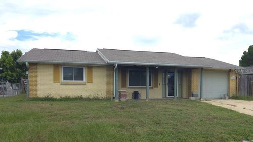 7025 Cutty Sark Dr, PORT RICHEY, FL, 34668-4907 | Card Image