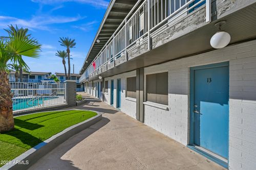 13-3025 N 32nd St, Phoenix, AZ, 85018-6860 | Card Image