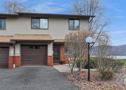 528 Barberry Ln, New Windsor, NY, 12553-5460 | Card Image