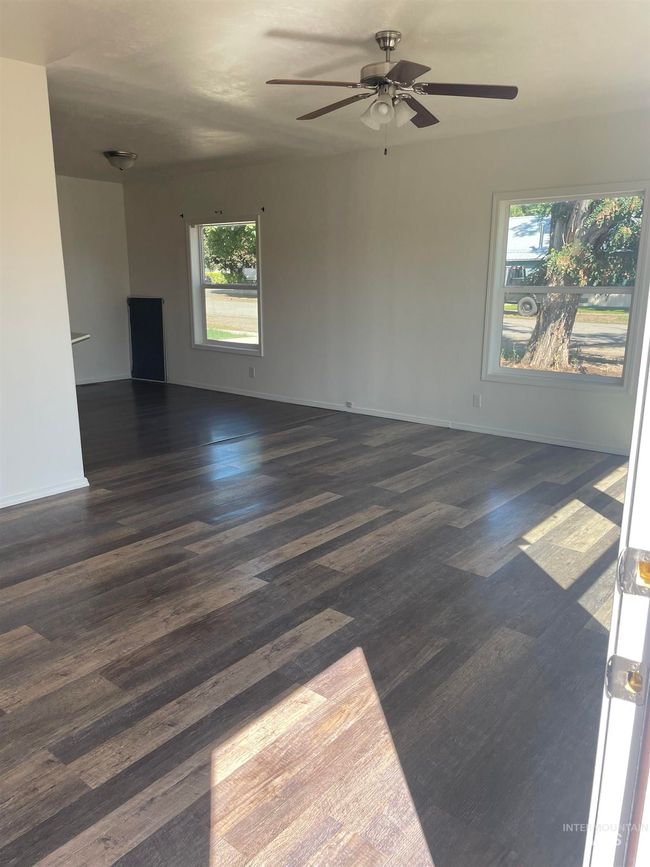 102 N Fairfield St, House other with 3 bedrooms, 2 bathrooms and null parking in Council ID | Image 28