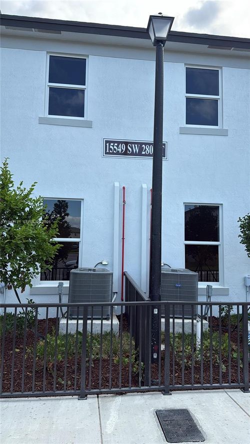 unit-5-15549 Sw 280th St, Homestead, FL, 33032-8668 | Card Image