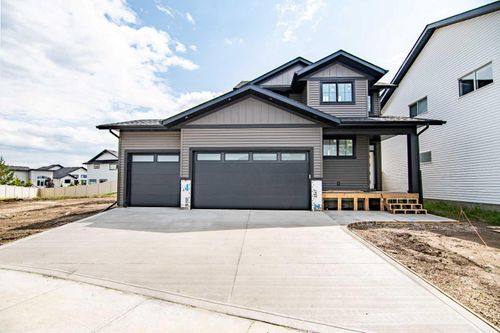 39 Eaton Crescent, Red Deer, AB, T4P3E2 | Card Image