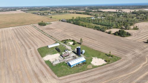 5176 Aitken Rd, Croswell, MI, 48422-9161 | Card Image