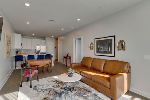apt-315-1041 Trinity Ln, Nashville, TN, 37216-3088 | Card Image