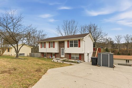 610 Red Bud Ln, Oliver Springs, TN, 37840-2316 | Card Image