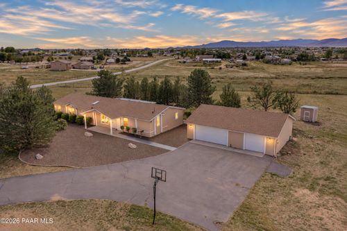 10300 N Antelope Meadows Dr, Prescott Valley, AZ, 86315-1862 | Card Image