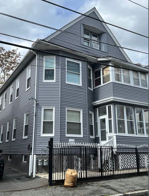 1-112 Saratoga St, Lawrence, MA, 01841-1738 | Card Image