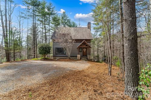 4064 Dense Acre Trl, Nebo, NC, 28761 | Card Image