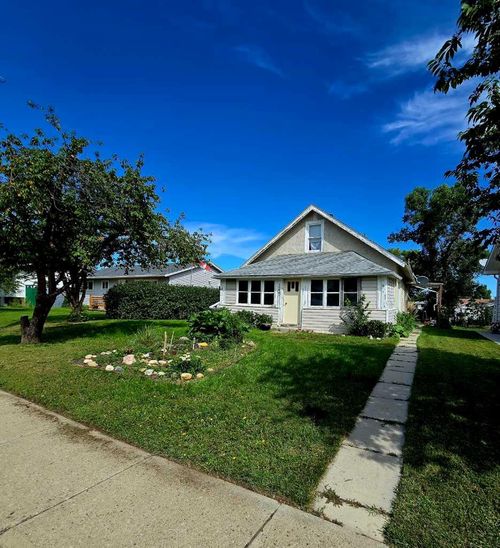 322 3 Avenue, Bassano, AB, T0J0B0 | Card Image