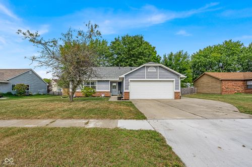 974 Spring Meadow Dr, Greenwood, IN, 46143-1516 | Card Image