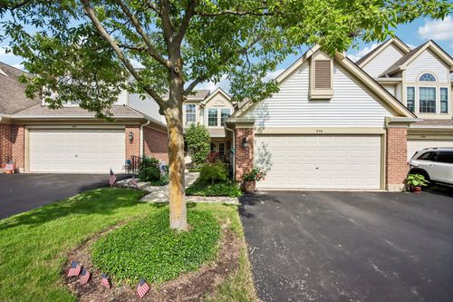 536 Pembrook Court S, Crystal Lake, IL, 60014 | Card Image