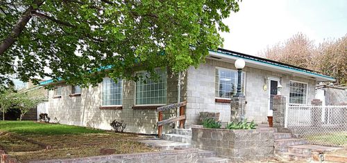 733 Se Turner St, Madras, OR, 97741-1562 | Card Image