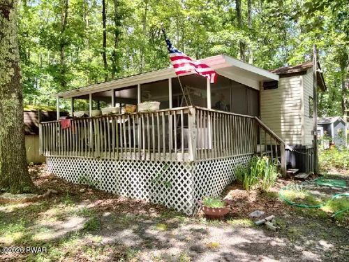 101 Livingston Ln, Milford, PA, 18337-4121 | Card Image