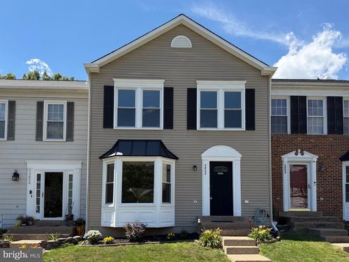 3822 Wagon Wheel Ln, WOODBRIDGE, VA, 22192-6439 | Card Image