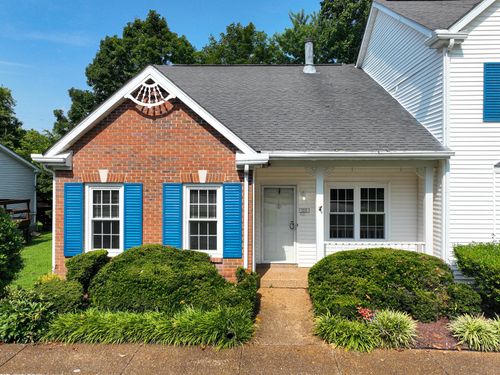 1215 Carriage Park Dr, Franklin, TN, 37064-5703 | Card Image