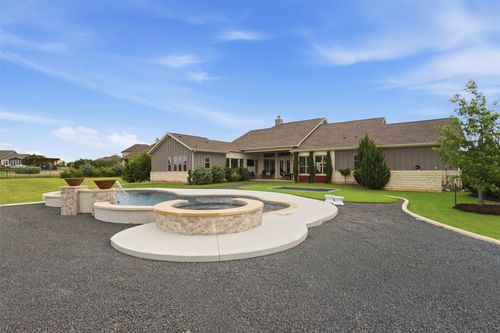 301 Wonderstruck, Liberty Hill, TX, 78642-2330 | Card Image