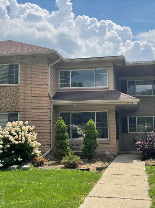 2375 Walton Blvd, Rochester Hills, MI, 48309-1474 | Card Image
