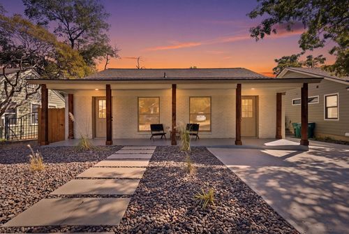 1717 Virginia Pl, Fort Worth, TX, 76107-3975 | Card Image