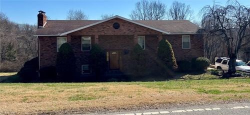 2830 E Military Rd, Zanesville, OH, 43701-1653 | Card Image