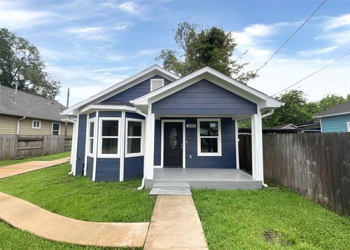 7110 Avenue L, Houston, TX, 77011-2760 | Card Image