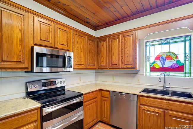 101 Ranch Rd, House other with 3 bedrooms, 3 bathrooms and null parking in Adkins TX | Image 22