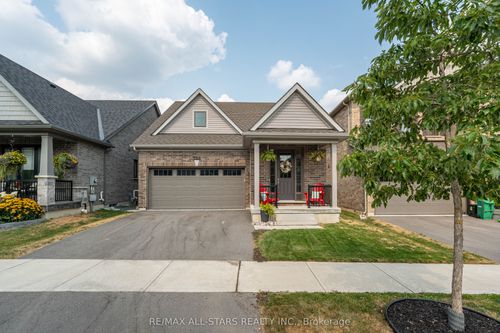528 Macintosh Grove, Peterborough, ON, K9H0K1 | Card Image