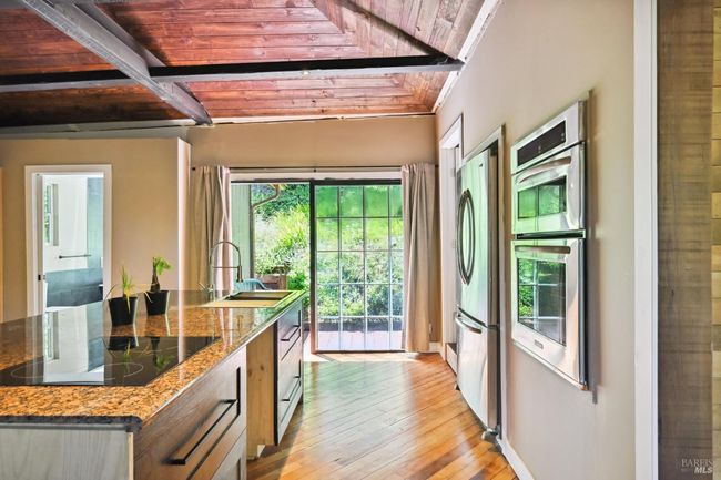 21713 Starrett Hill Dr, House other with 2 bedrooms, 2 bathrooms and 2 parking in Monte Rio CA | Image 19