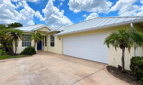 9437 Poinciana Ct, Fort Pierce, FL, 34951-2946 | Card Image