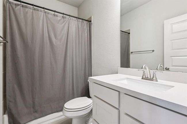 Full bath up | Image 33