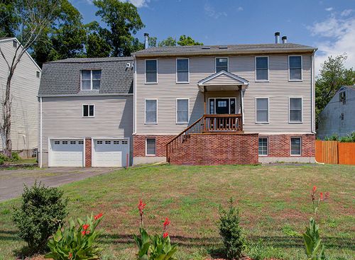 1681 Litchfield Tpke, Woodbridge, CT, 06525-2307 | Card Image