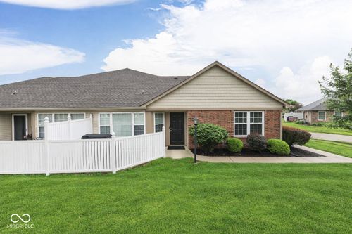6136 Rockwell Pl, Indianapolis, IN, 46237-4202 | Card Image